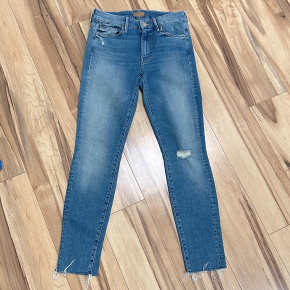 Mother Denim Looker Ankle Fray Jeans - Picture 3 of 7